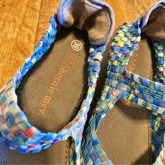 Bernie Mev Cuddly Woven Mary Jane Flats BlueMulti Color Women's Size 39/8.5 - Picture 3 of 10